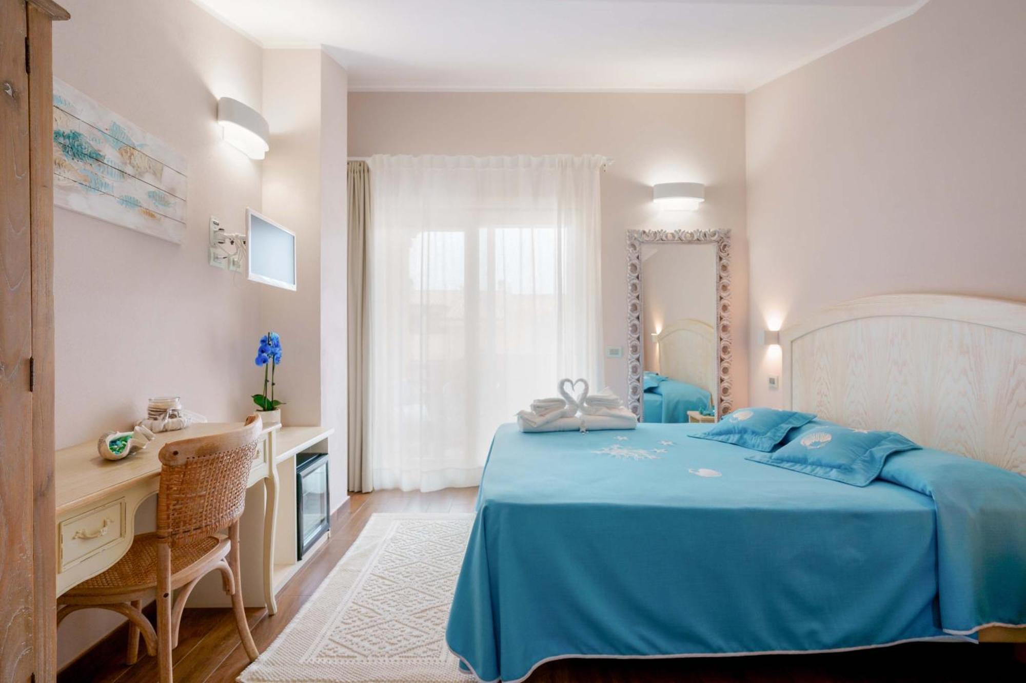 La Rosa Dei Venti Bed & Breakfast Villasimius Exterior foto