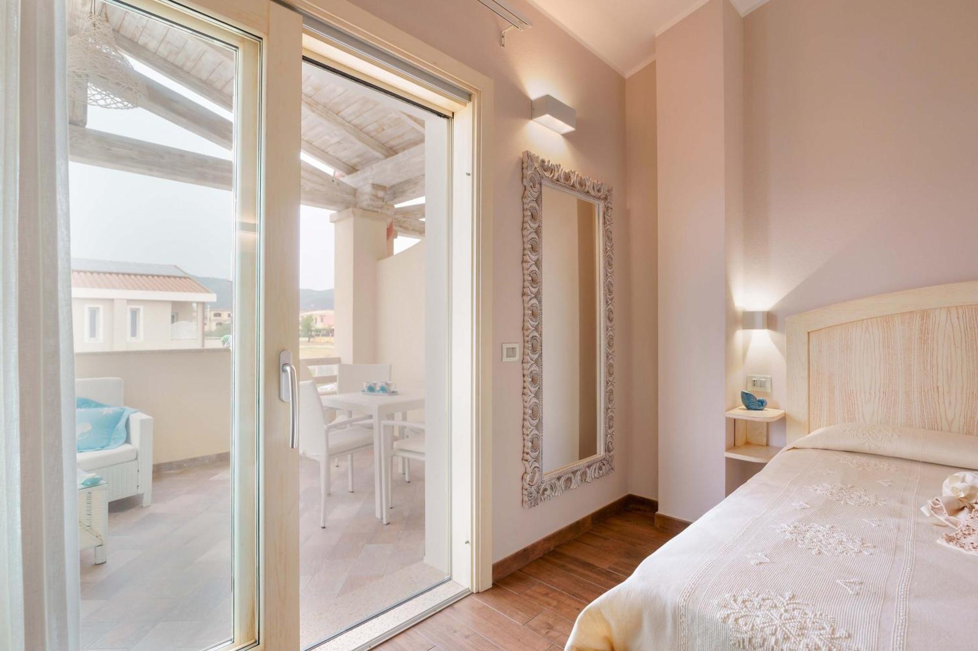 La Rosa Dei Venti Bed & Breakfast Villasimius Exterior foto