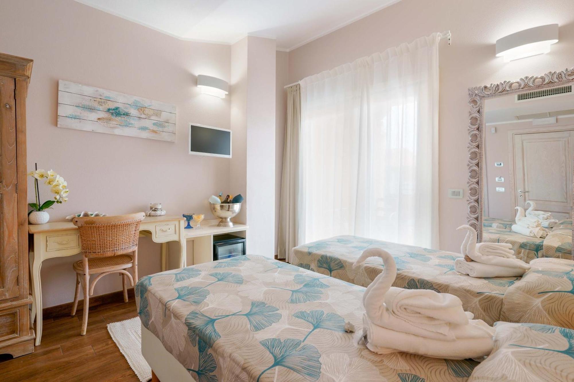 La Rosa Dei Venti Bed & Breakfast Villasimius Exterior foto